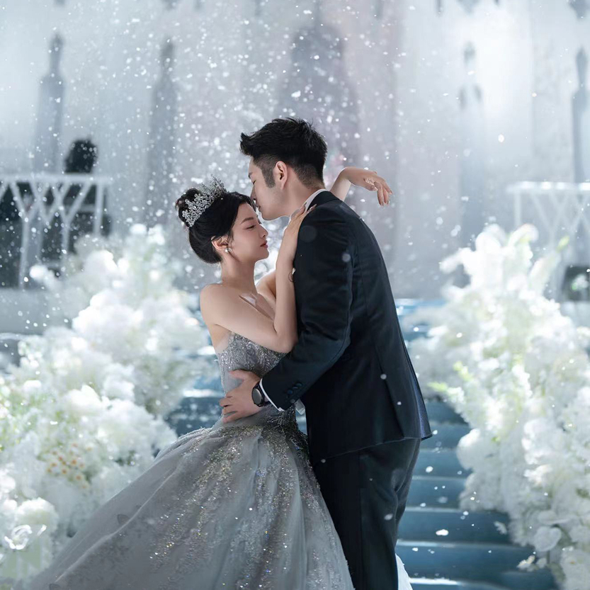 浪漫随飘雪漫进光影里